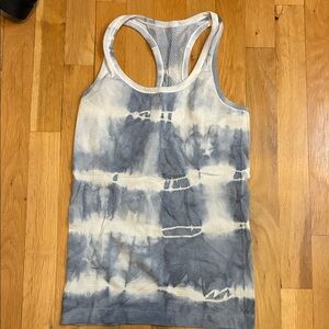 Lululemon Tie-Dye Racerback Tank Top — Blue & White